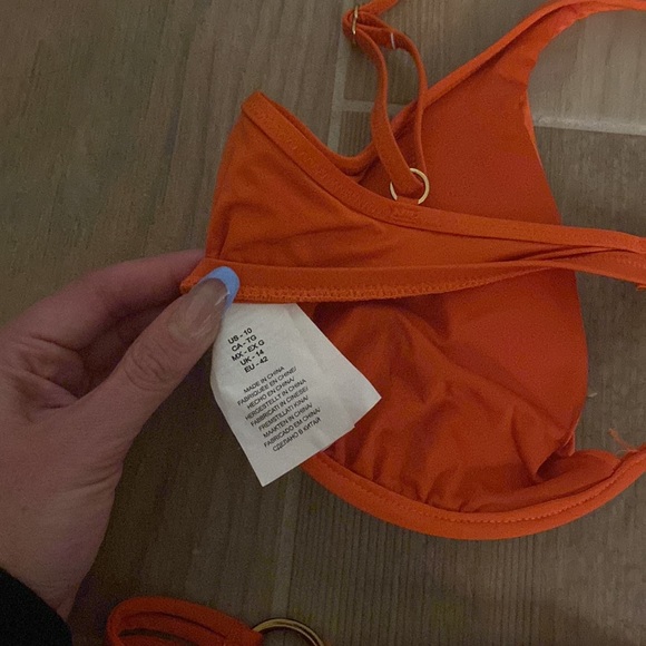 bcbg underwire bikini - Picture 7 of 7